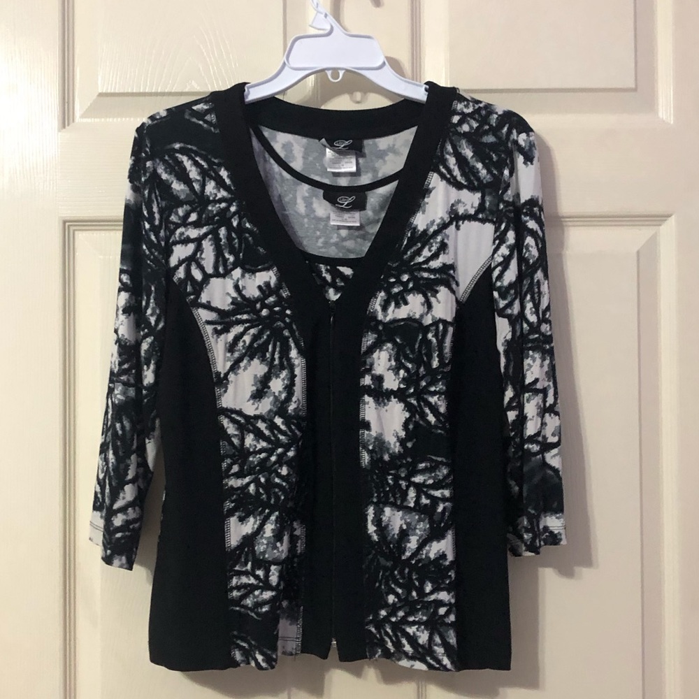 Libra Tank Top Shirt with Zip Up Cover Up